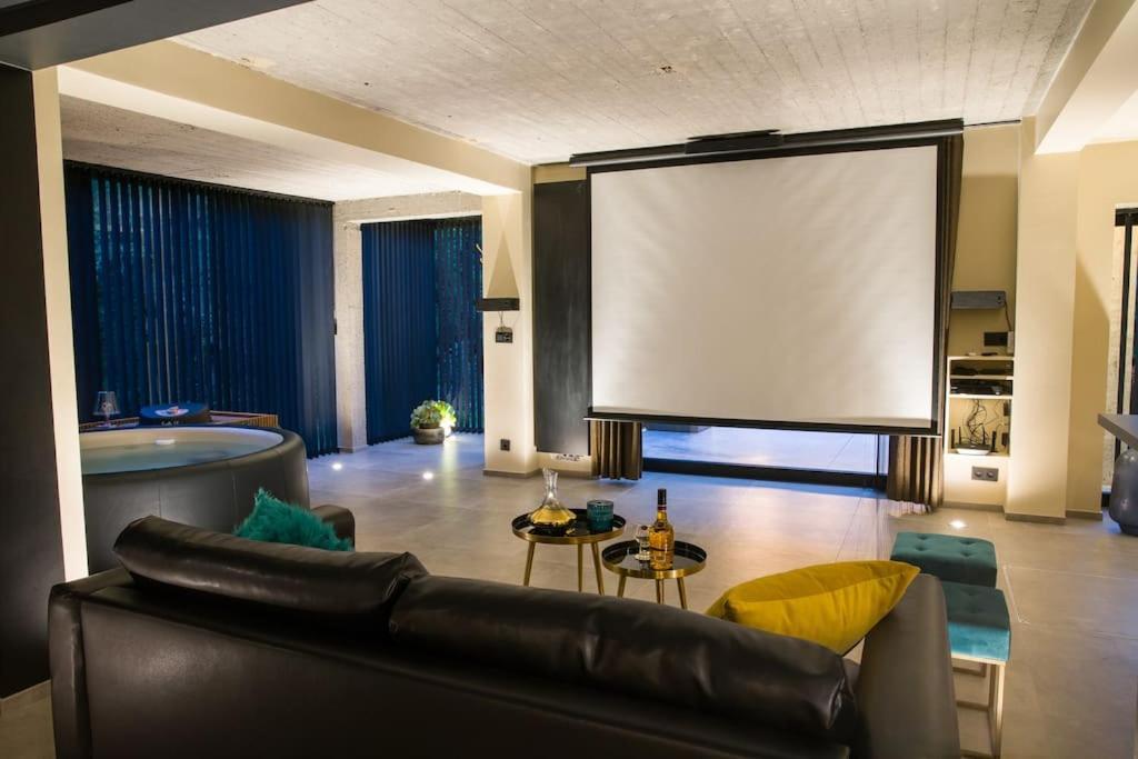 Buenas Noches Villa Standing Piscine & Wellness 邦塞勒 外观 照片